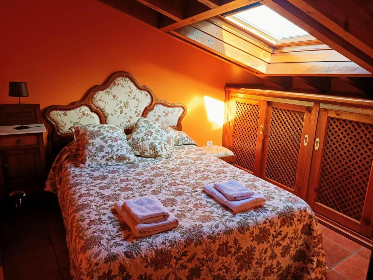 Apartamentos La Buganvilla Новалес Екстер'єр фото