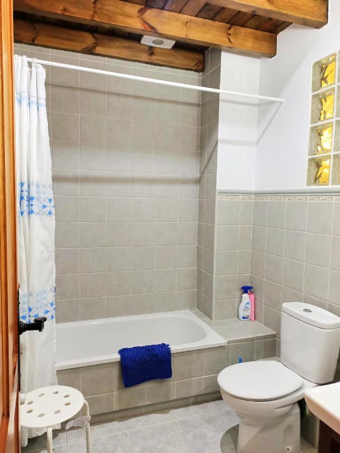 Apartamentos La Buganvilla Новалес Екстер'єр фото