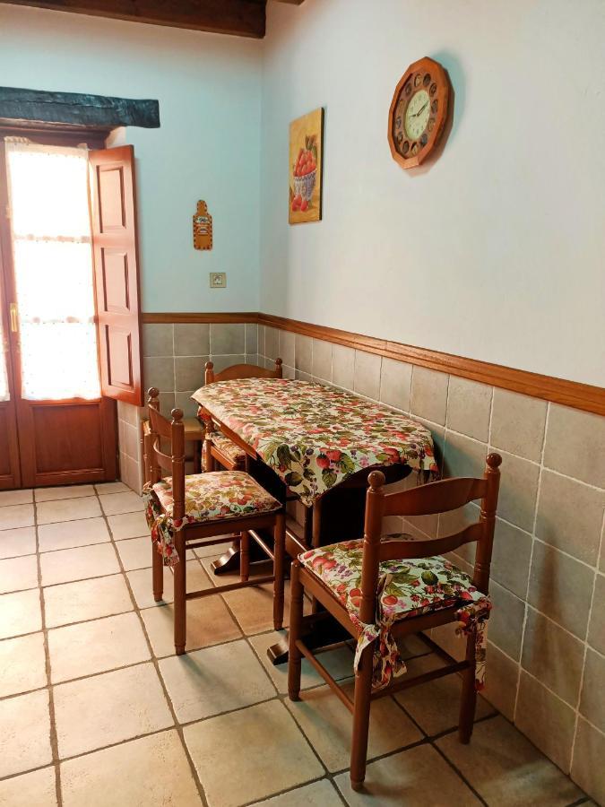 Apartamentos La Buganvilla Новалес Екстер'єр фото