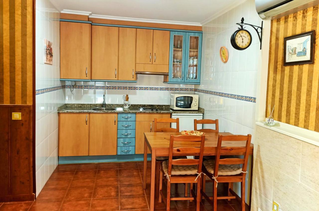 Apartamentos La Buganvilla Новалес Екстер'єр фото