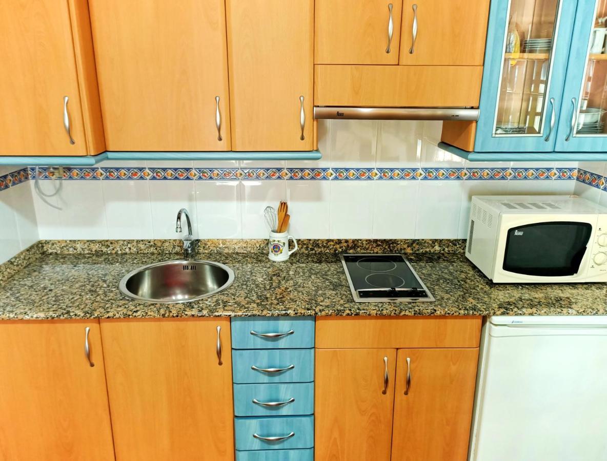 Apartamentos La Buganvilla Новалес Екстер'єр фото