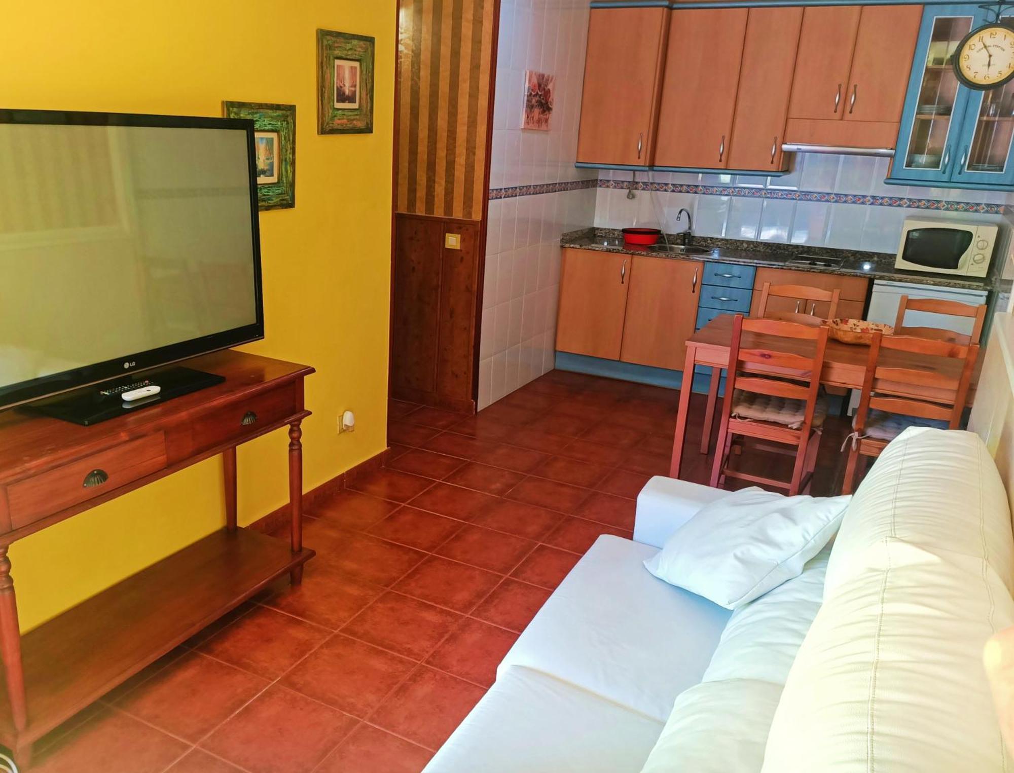 Apartamentos La Buganvilla Новалес Екстер'єр фото
